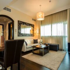 First Central Hotel Suites интерьер отеля