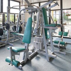 Отель Holiday Inn Bratislava фитнесс-зал