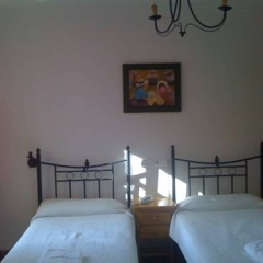 Отель Hostal Atenas комната для гостей фото 5