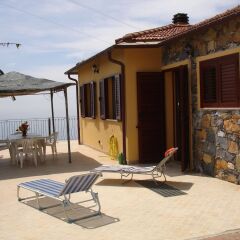 Отель Profumo Di Mare Костарайнера бассейн
