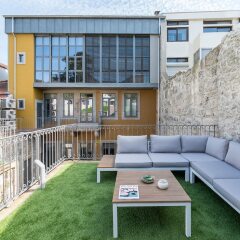 Отель BO - Santa Catarina Luxury Apartments - Adults Only Португалия, Порту - отзывы, цены и фото номеров - забронировать отель BO - Santa Catarina Luxury Apartments - Adults Only онлайн гостиничный бар