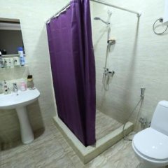 Отель Marcos Грузия, Тбилиси - отзывы, цены и фото номеров - забронировать отель Marcos онлайн ванная