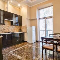 Апартаменты Apartment Saksaganskogo 7 в номере