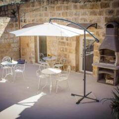 Отель Lemon Tree Bed & Breakfast фото 3
