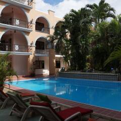 Hotel Doralba Inn бассейн фото 2