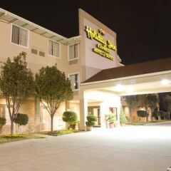 Отель Comfort Inn & Suites Frisco - Plano парковка