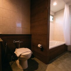 Отель The Cinnamon Resort Паттайя ванная