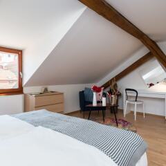 Апартаменты EMPIRENT Apartments Prague Castle комната для гостей фото 2