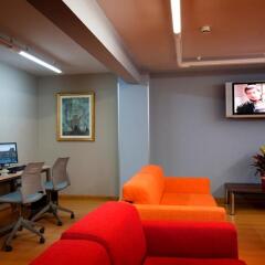Отель City House Alisas Santander интерьер отеля