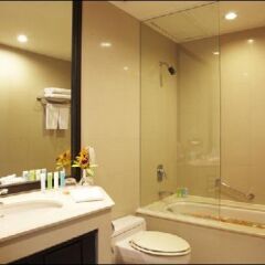 Отель Bandara Suites Silom Bangkok фото 9