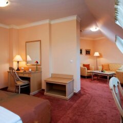 Отель Maison Hotel Болгария, София - 2 отзыва об отеле, цены и фото номеров - забронировать отель Maison Hotel онлайн комната для гостей фото 4