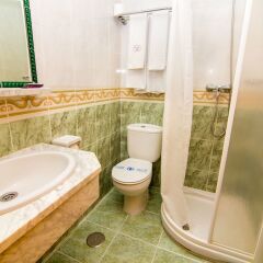 Отель Hostal Los Corchos ванная
