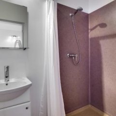 Janne Hotel in Riga, Latvia from 98$, photos, reviews - zenhotels.com bathroom photo 2