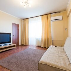 Гостиница Holiday Center of Moscow Kievskaya в Москве отзывы, цены и фото номеров - забронировать гостиницу Holiday Center of Moscow Kievskaya онлайн Москва комната для гостей фото 2