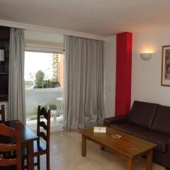 Отель MS Aguamarina Suites комната для гостей