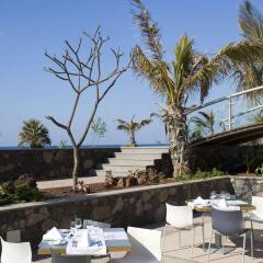 Отель R2 Bahía Playa Design Hotel & Spa Wellness - Adults Only Испания, Тарахалехо - отзывы, цены и фото номеров - забронировать отель R2 Bahía Playa Design Hotel & Spa Wellness - Adults Only онлайн фото 2