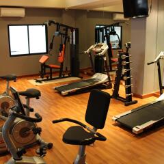 Отель Racha Residence Sri Racha фитнесс-зал фото 4