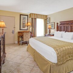 Отель Ramada Waterfront Sarasota комната для гостей фото 4