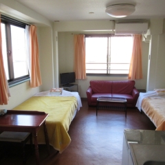 Отель KURUMI Weekly Mansion комната для гостей фото 5