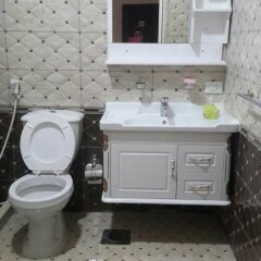 Pinewood Hotel in Aley, Lebanon from 147$, photos, reviews - zenhotels.com bathroom