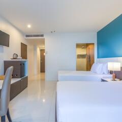Отель Chanalai Hillside Resort, Karon Beach комната для гостей