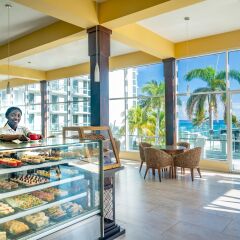 Отель Hilton Rose Hall Resort and Spa питание фото 2