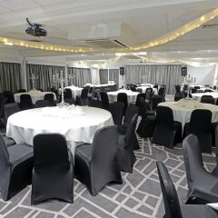 Village Hotel Manchester Cheadle фото 2