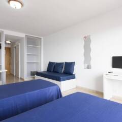 Отель Apartamentos Las Palomas Испания, Магалуф - 1 отзыв об отеле, цены и фото номеров - забронировать отель Apartamentos Las Palomas онлайн комната для гостей фото 3