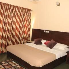 Отель Liz Ani Hotel Annex Нигерия, Калабар - отзывы, цены и фото номеров - забронировать отель Liz Ani Hotel Annex онлайн сейф в номере