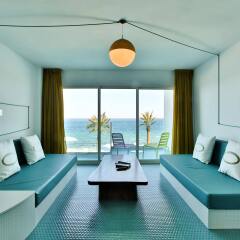 Отель Dorado Ibiza Suites - Adults Only Испания, Сант Джордин де Сес Салинес - отзывы, цены и фото номеров - забронировать отель Dorado Ibiza Suites - Adults Only онлайн комната для гостей фото 5