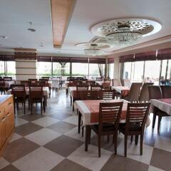 Holiday City Hotel - All Inclusive питание