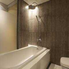 Hotel The Designers Samseong ванная