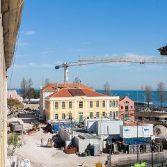 Апартаменты Tejo Vintage Three-Bedroom Apartment - by LU Holidays балкон