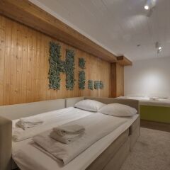 Апартаменты Homebase Apartments Кёльн комната для гостей