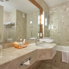 Отель Best Western Paris CDG Airport Руасси-ан-Франс ванная фото 2
