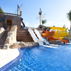 Отель Family Club at Barcelo Bavaro Palace Deluxe бассейн