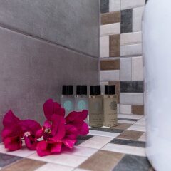 Отель Avraki Hotel Греция, Остров Санторини - отзывы, цены и фото номеров - забронировать отель Avraki Hotel онлайн ванная фото 2