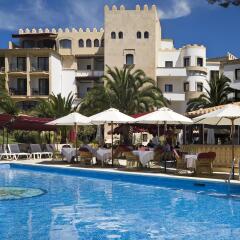 Отель Hesperia Mallorca Villamil бассейн