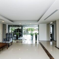 Отель NIDA Rooms Luxury Chalong Pier интерьер отеля