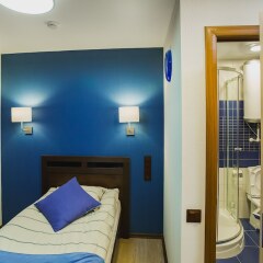 Мини-Отель Rooms & Breakfast Мурманск комната для гостей фото 5