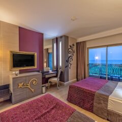 Отель Kirman Belazur Resort And Spa Богазкент комната для гостей фото 5