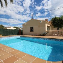 Отель Villa Oliva 8 - Plaza Mayor Испания, Олива - отзывы, цены и фото номеров - забронировать отель Villa Oliva 8 - Plaza Mayor онлайн бассейн фото 2