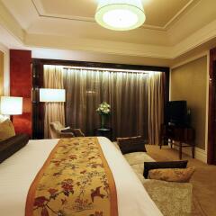 Отель Wyndham Grand Plaza Royale Oriental Shanghai Китай, Шанхай - отзывы, цены и фото номеров - забронировать отель Wyndham Grand Plaza Royale Oriental Shanghai онлайн комната для гостей фото 3