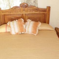 Отель The Crest Conference & Retreat Center удобства в номере
