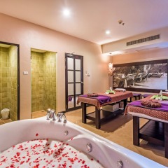 Отель Deevana Plaza Phuket спа