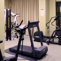 Отель Radisson Hotel Toronto East Канада, Торонто - отзывы, цены и фото номеров - забронировать отель Radisson Hotel Toronto East онлайн фитнесс-зал фото 4