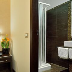 Infinity Hotel St Peter сейф в номере