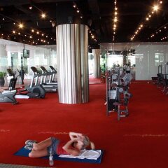 Отель lebua at State Tower Таиланд, Бангкок - 5 отзывов об отеле, цены и фото номеров - забронировать отель lebua at State Tower онлайн фитнесс-зал фото 3