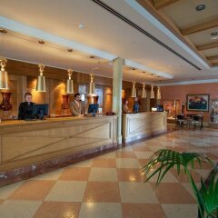 Отель Sheraton Fuerteventura Beach, Golf & Spa Resort интерьер отеля