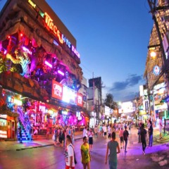 Отель Beyond At Patong Патонг городской автобус